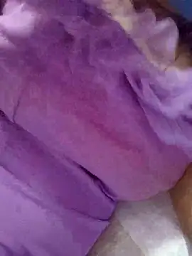 Seema-150k-f's Live XXX Chat