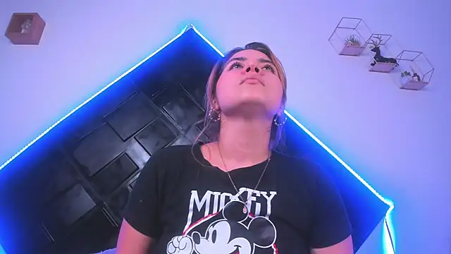 Sarah_miel: απευθείας συνομιλία ΧΧΧ
