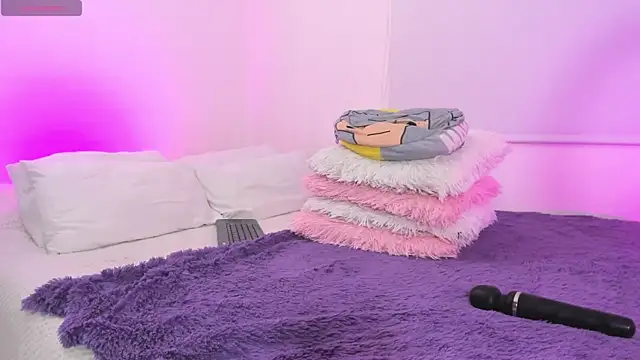 karly_rioss' Live XXX Chat