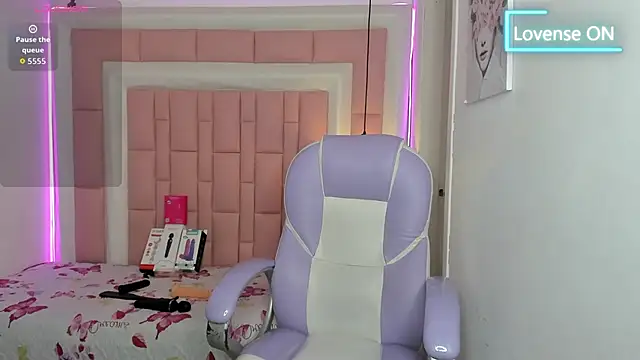 scarletcherry18 Live XXX-chat