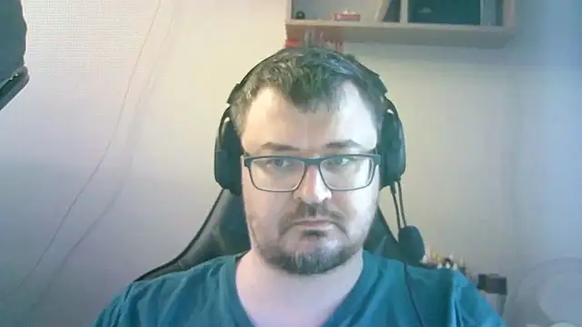 SirAbuser élő XXX-chatje