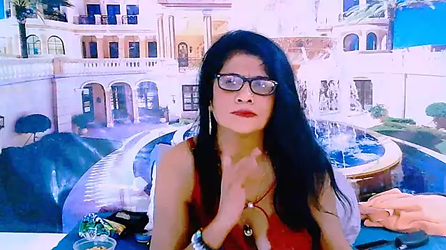 IndianAllure – Naživo XXX chat