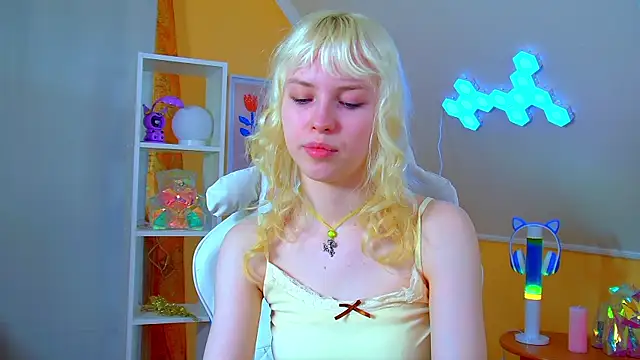 HannahHollis' Live XXX Chat