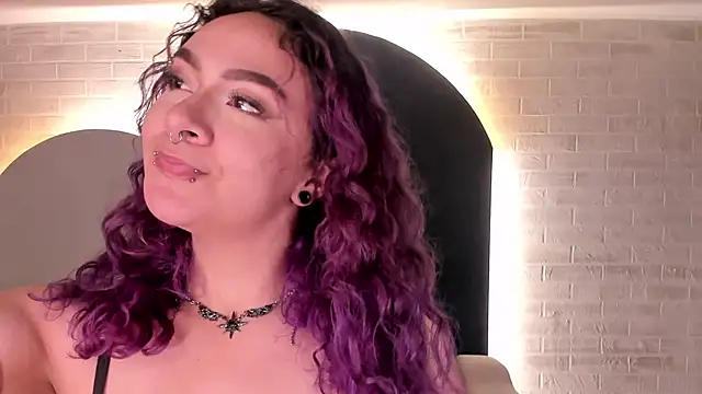 LoiseHarper's Live XXX Chat