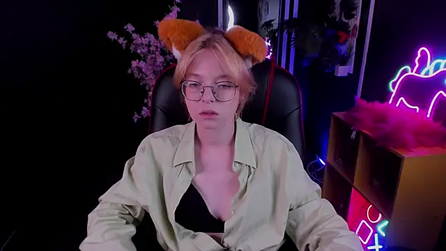 FoxxyyPollyのライブXXXチャット