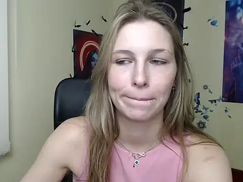 Chat XXX en directo de StrangerGi