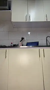 Živý XXX chat Chloee_Peach