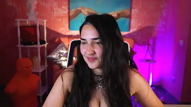 CeceliaJohnson Adlı Modelin Canlı XXX Sohbeti