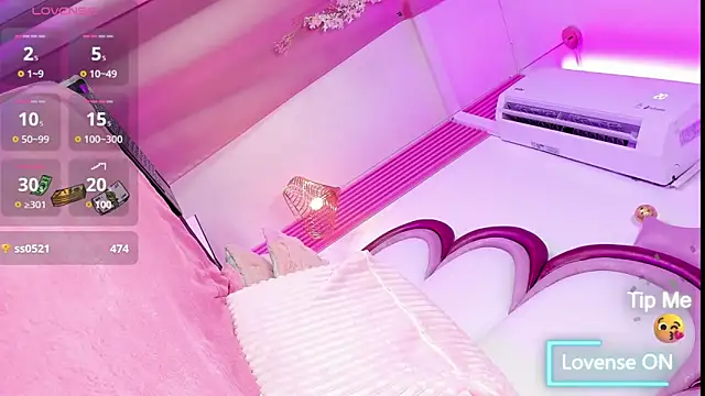 SammyGirlTS Adlı Modelin Canlı XXX Sohbeti
