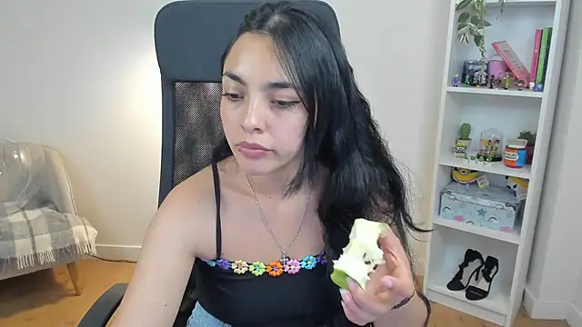 _BellaEvans_のライブXXXチャット