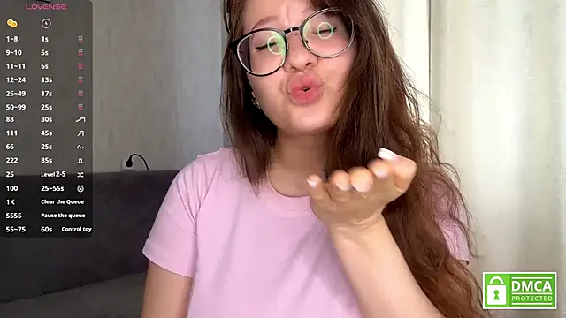 RebekahEifler Chat XXX in diretta