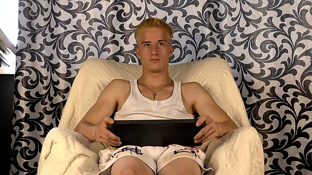 XXX chat uživo modela DaemonHale