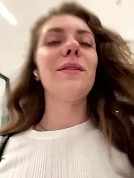 MariiD Adlı Modelin Canlı XXX Sohbeti