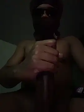 Živý XXX chat MIGHTYDEMONXXX