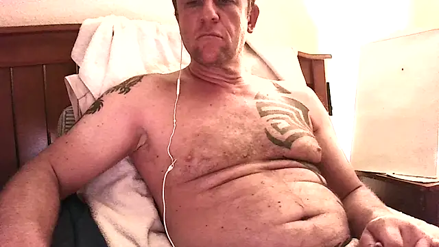 Yournaughty's Live XXX Chat