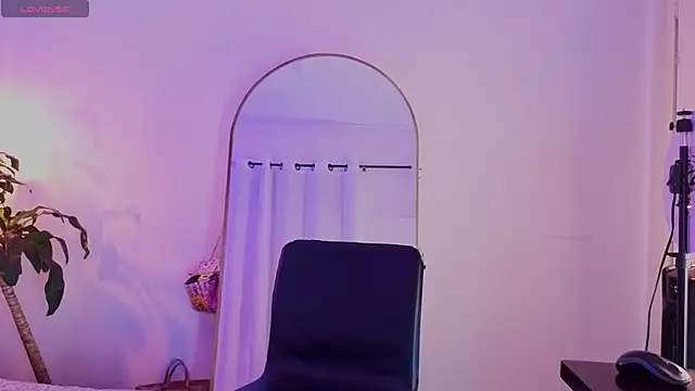 july_quinzel's Live XXX Chat