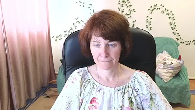 Chat +18 de Lia_Tito ao vivo