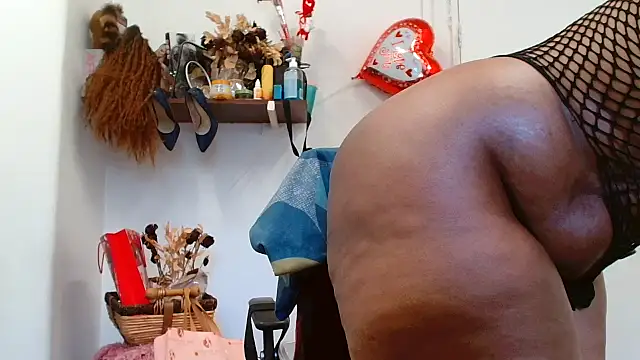 xTALLSEXYBUMx 即時 XXX 聊天