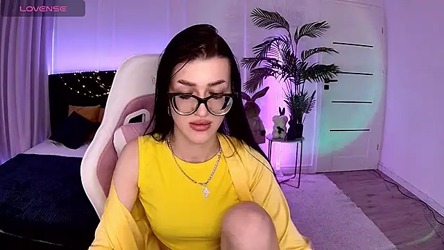 Ariella_Me live XXX chat