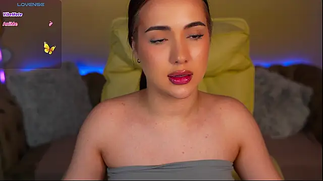 OliviaMoore_'s Live XXX Chat