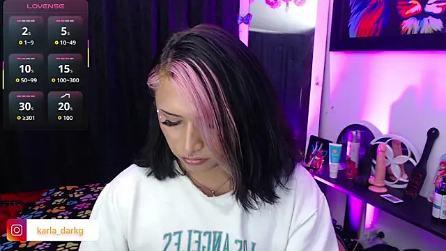 dark-kalr's Live XXX Chat