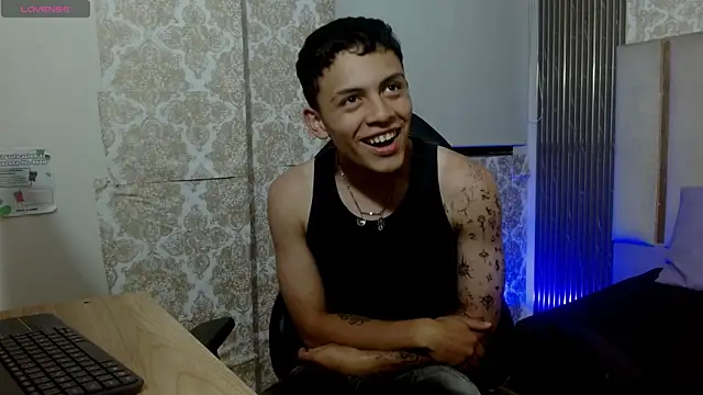 Chat XXX en directo de Brac_tay