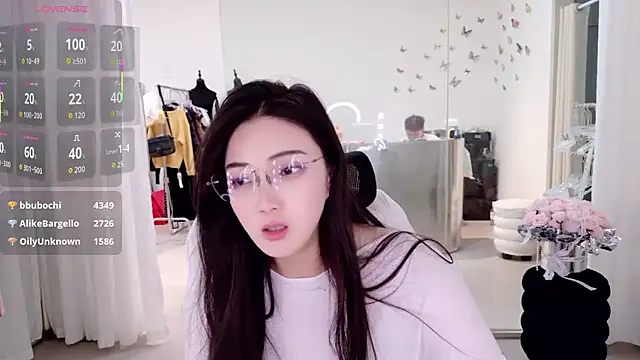 yangyang-777 Chat XXX live