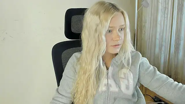 Chat +18 de MidnightPoise ao vivo