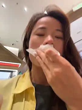 kiss_loo Obrolan Langsung XXX