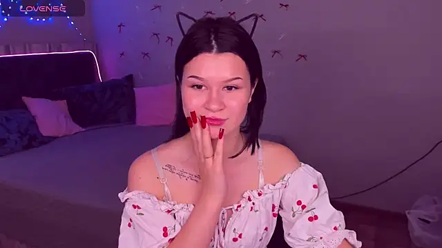 SaraBrownie XXX чат на живо