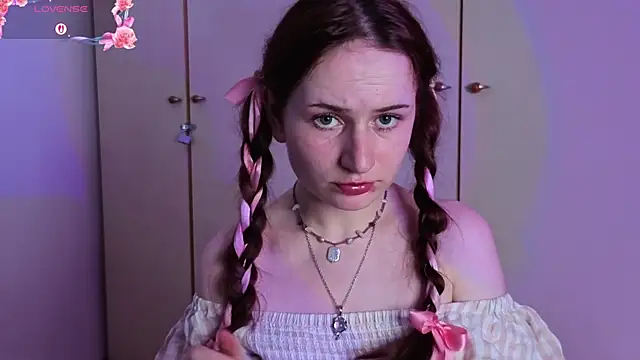 Онлайн чат XXX L1ittle_kitty_