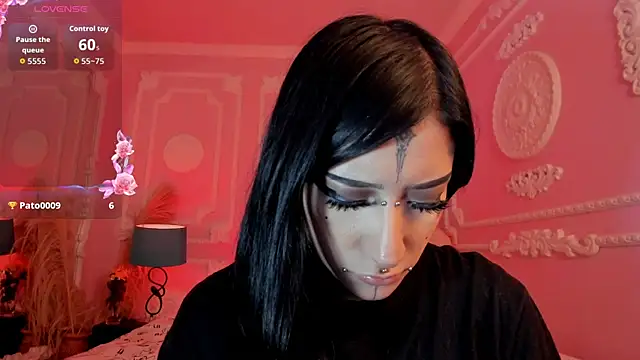 Kat_VonDe's Live XXX Chat