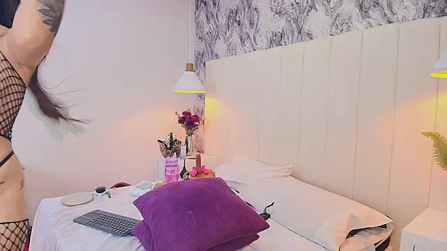 Tesalove_606's Live XXX Chat