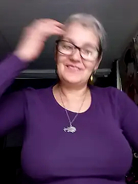 irinamaux Chat XXX in diretta