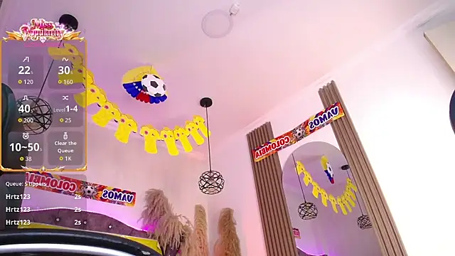 Amara_Davis1 现场XXX聊天