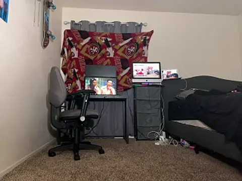 bubblebutt255's Webcam Show