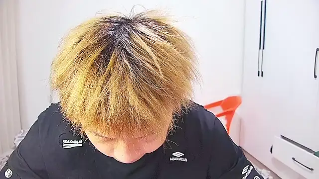 Chocolates-001n Live XXX chat