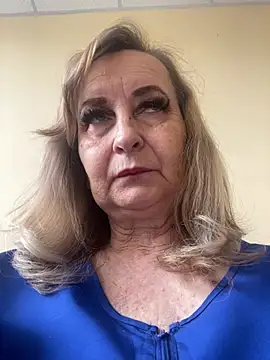 Irina2909@xh: απευθείας συνομιλία ΧΧΧ