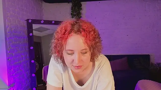 ScarlettSparkss Adlı Modelin Canlı XXX Sohbeti