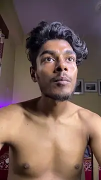 XXX chat uživo modela GunSlay