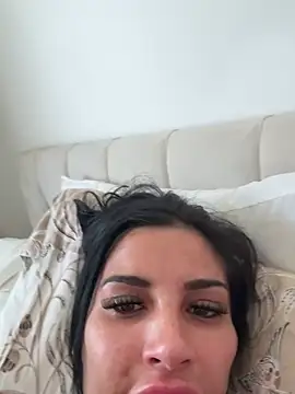 Miss_juicybabes' Live XXX Chat