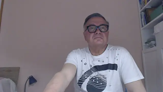 YOU6me Chat XXX in diretta