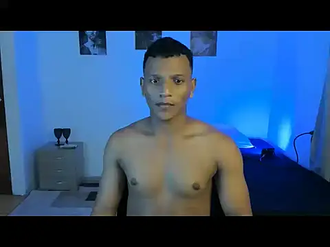 Ian_Arcia: онлайн-секс-чат