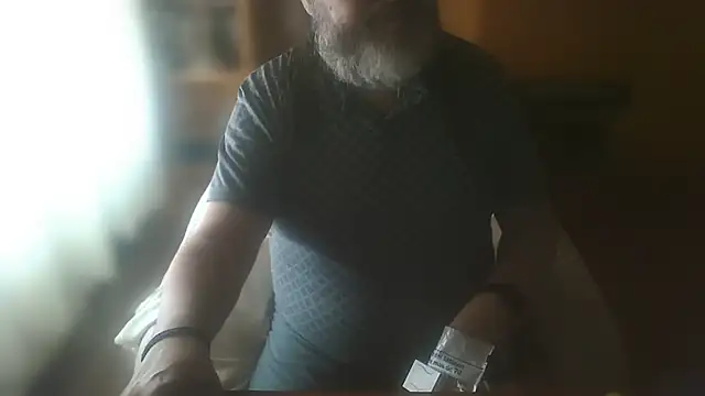 Chat +18 de Koldo70 ao vivo