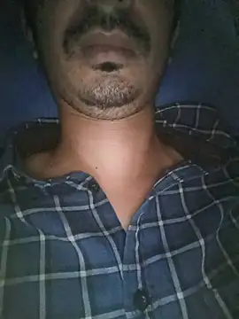 dreamtoungelick69 Adlı Modelin Canlı XXX Sohbeti