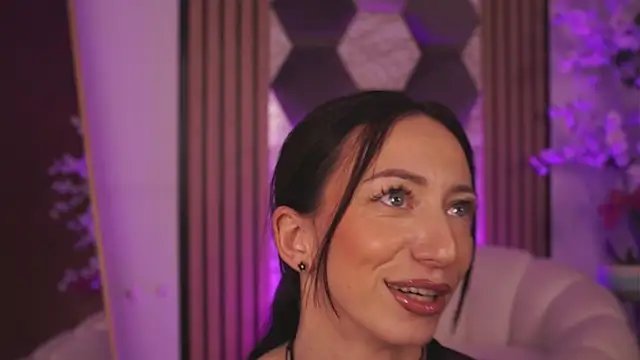 RubyFever Live XXX-Chat