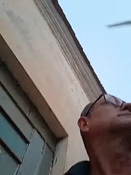 Chat +18 de nard53 ao vivo