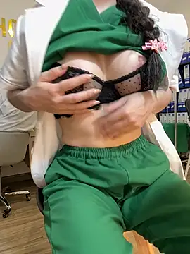 secretly_masturbating 网络视讯表演