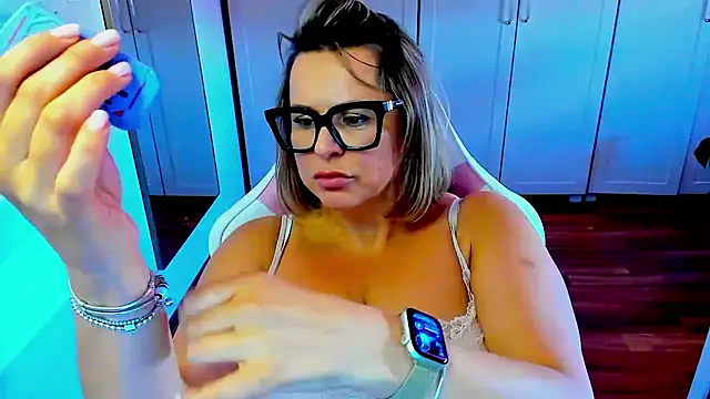 Chat +18 de teaseDiana ao vivo