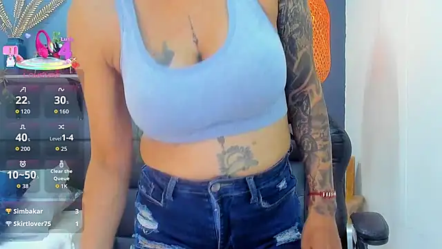 Chat +18 de yessila_parker ao vivo